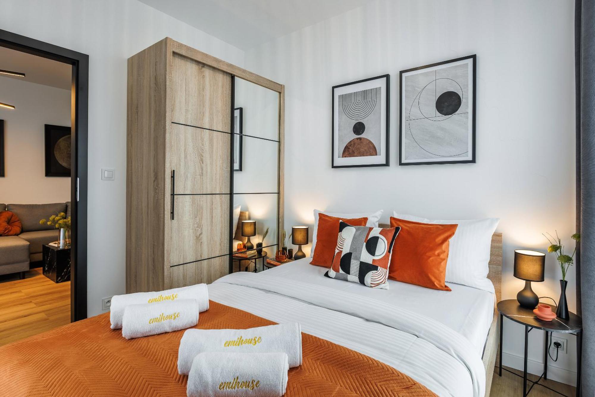 Emihouse Krakovska Apartments Rzeszow Dış mekan fotoğraf